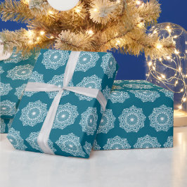 Weisses Mandala auf blauem Hintergrund Geschenkpapier