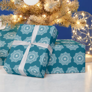 Weisses Mandala auf blauem Hintergrund Geschenkpapier