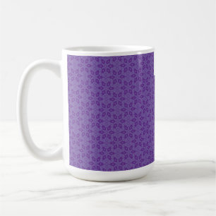 Weißes Papier mit wiederholendem Muster Kaffeetasse