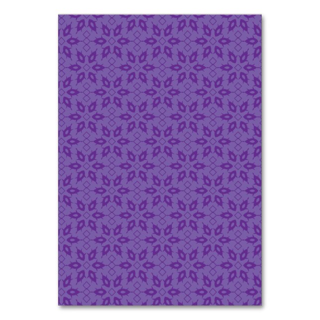 Weißes Papier mit wiederholendem Muster Tischnummer (Vorderseite)