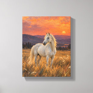 Weißes Pferd auf einer Kaki-Wiese - Sonnenuntergan Leinwanddruck