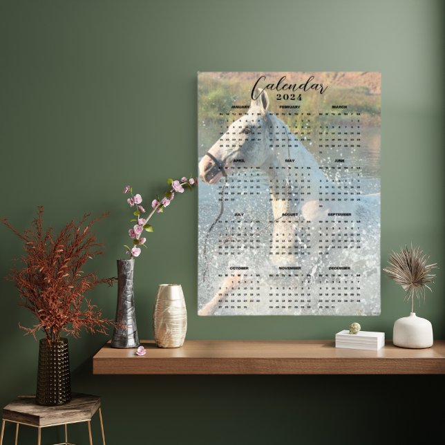 Weißes Pferd durch den Fluss 2024 Kalender galoppi Poster (Von Creator hochgeladen)