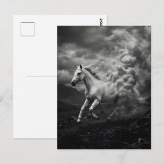 Weißes Pferd löst sich in Wolken auf Postkarte