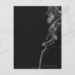 Weißes Rauch vor schwarzem Hintergrund Postkarte