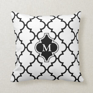 Weißes schwarzes Quatrefoil Muster-mit Monogramm Kissen