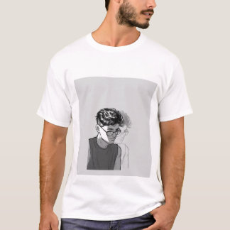 weißes T-Shirt mit halbem Ärmel und Gesichtsmuster