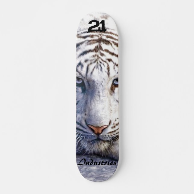 Weißes Tiger-Brett Skateboard (Vorne)