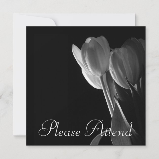 Weißes Tulips-Foto im Schwarzen Hintergrund Einladung (Vorderseite)