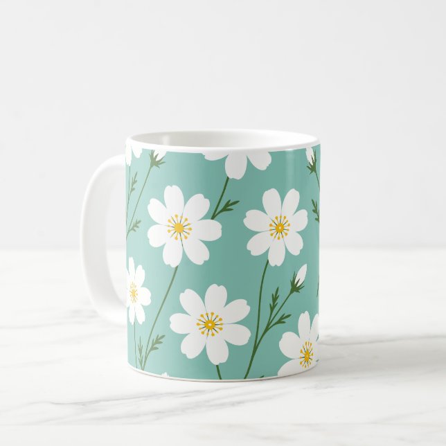 Weißes Wildblumen-Botanikmuster Kaffeetasse (Vorderseite Links)