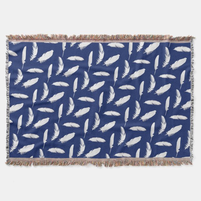 Weißfederdruck auf dunklem Navy Blue Decke (Vorderseite)