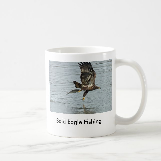Weißkopfseeadler-Fischen Tasse (Rechts)