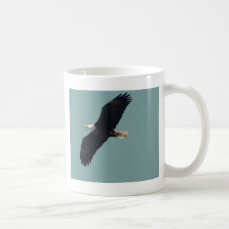Weißkopfseeadler im Flug Tasse