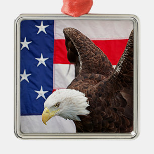 Weißkopfseeadler mit der amerikanischen Flagge Ornament Aus Metall