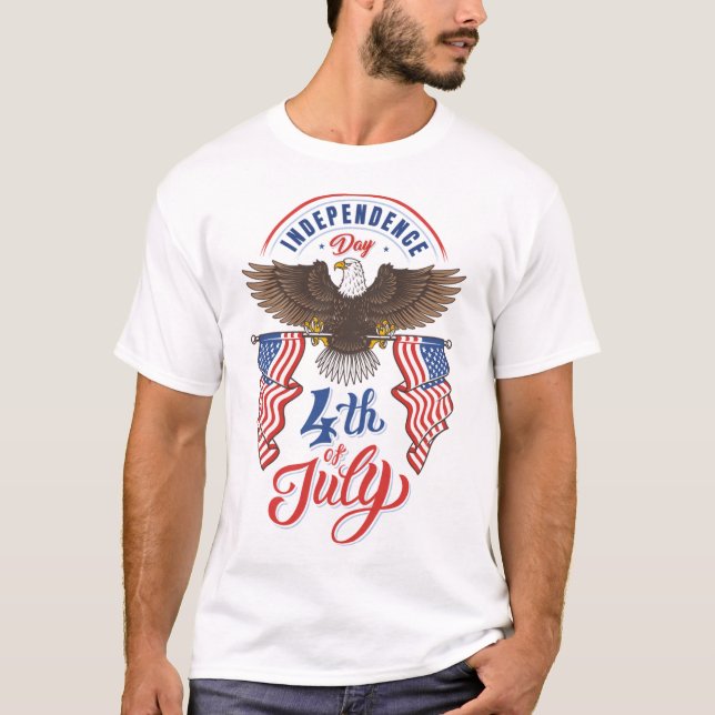 Weißkopfseeadler mit Flaggen 4. Juli T-Shirt (Vorderseite)
