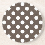 Weißpolka-Punkte auf braun Sandstein Untersetzer<br><div class="desc">Weißpolka-Punkte auf braun</div>