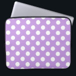 Weißpolka-Punkte auf Lila Laptopschutzhülle<br><div class="desc">Weißpolka-Punkte auf Lila</div>
