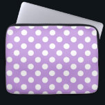 Weißpolka-Punkte auf Lila Laptopschutzhülle<br><div class="desc">Weißpolka-Punkte auf Lila</div>