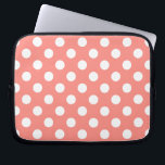 Weißpolka-Punkte auf Pfirsich Laptopschutzhülle<br><div class="desc">Weißpolka-Punkte auf Pfirsich</div>