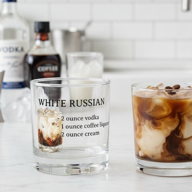 Weißrussischer Vodka Rezept Cocktail Whiskyglas (Von Creator hochgeladen)