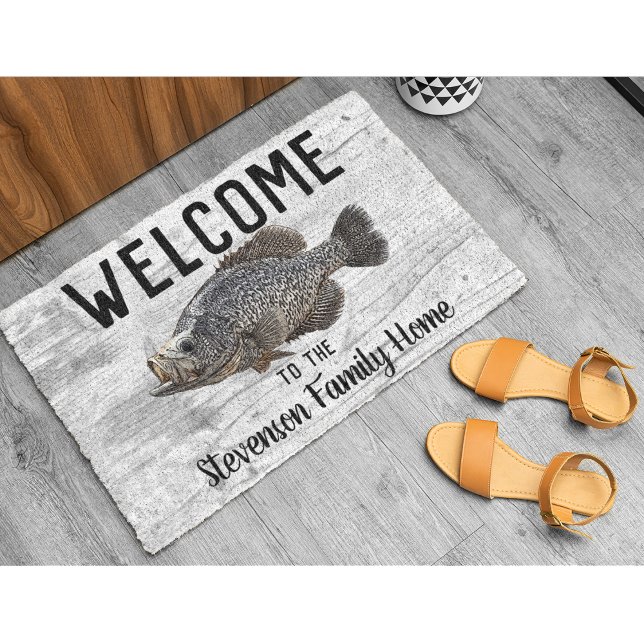Welcome Fishing Crappie Familienname Zuhause Hütte Fußmatte (Von Creator hochgeladen)