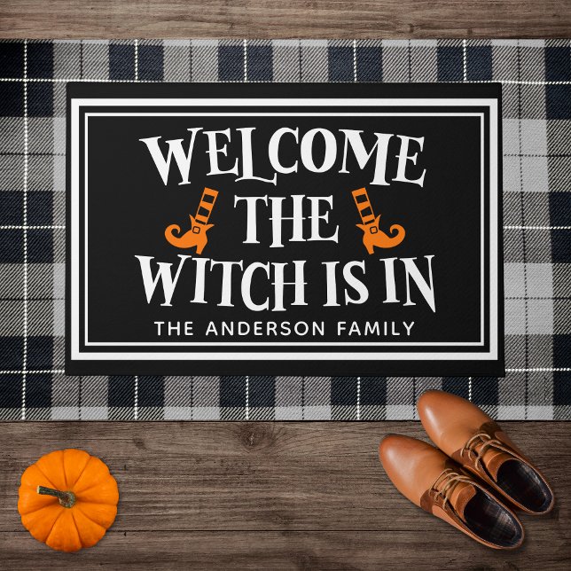 "Welcome, The Witch Is In" Funny Halloween Fußmatte (Von Creator hochgeladen)