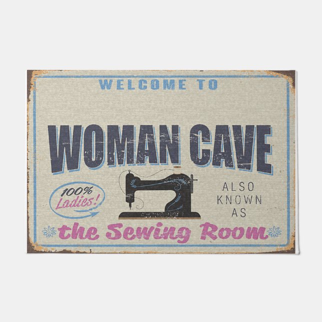 Welcome To My Woman Cave, Sewing Room Fußmatte (Vorderseite)