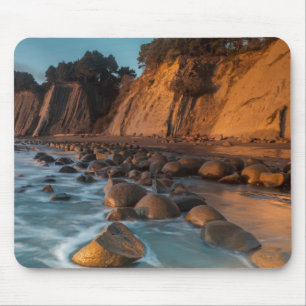 Welle entlang dem Strand, Kalifornien Mousepad