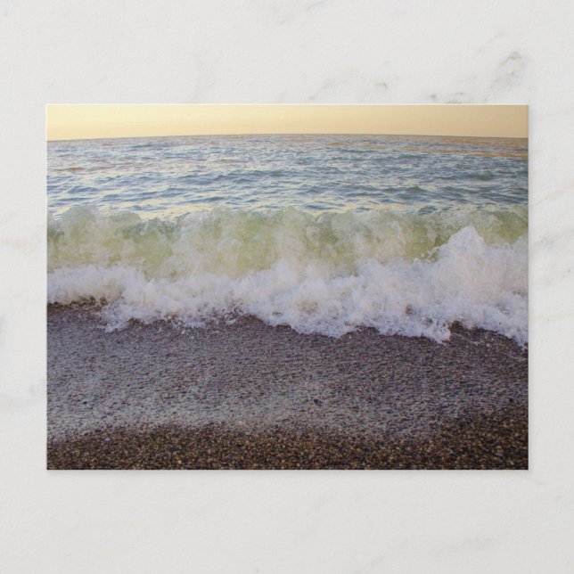 Wellen, die die Strandküste treffen 2 Postkarte (Vorderseite)