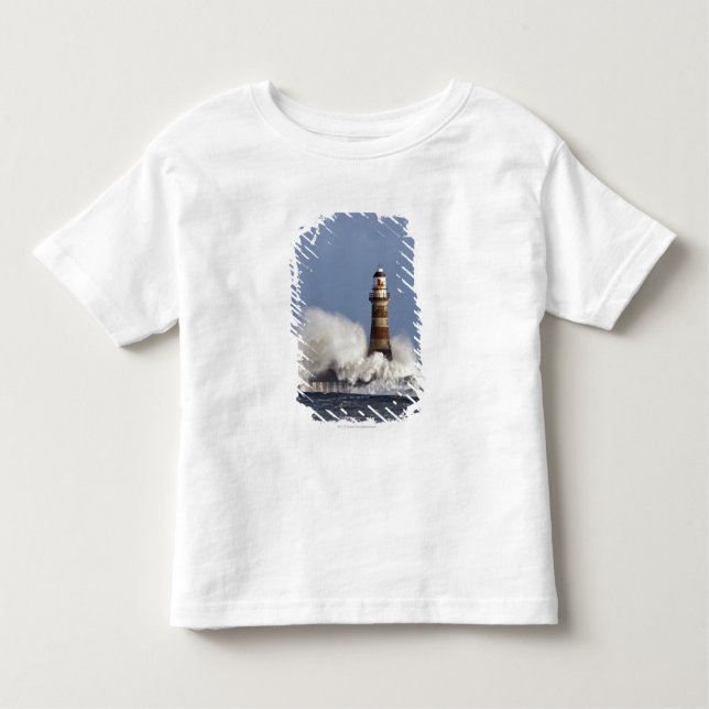 Wellen, die gegen Roker Leuchtturm zusammenstoßen Kleinkind T-shirt (Vorderseite)