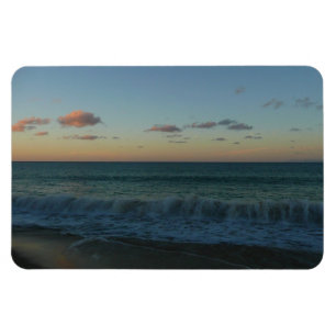 Wellen, die in der Sonnenuntergang-Landschaft abst Magnet