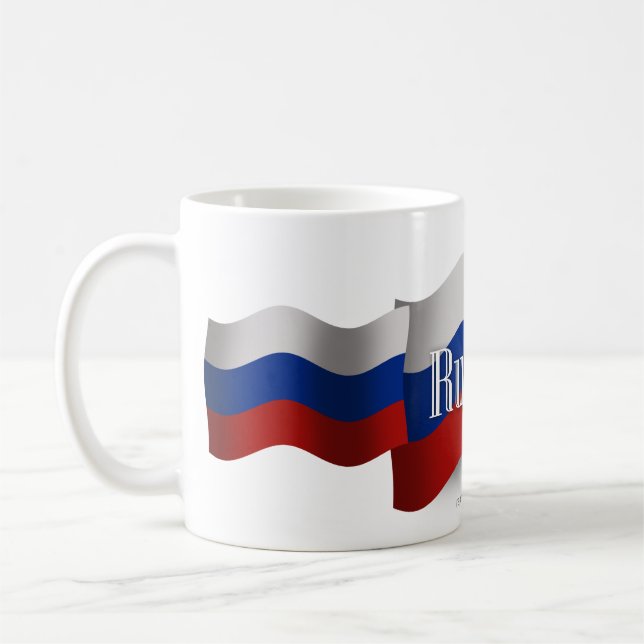 Wellenartig bewegende Flagge Russlands Tasse (Links)