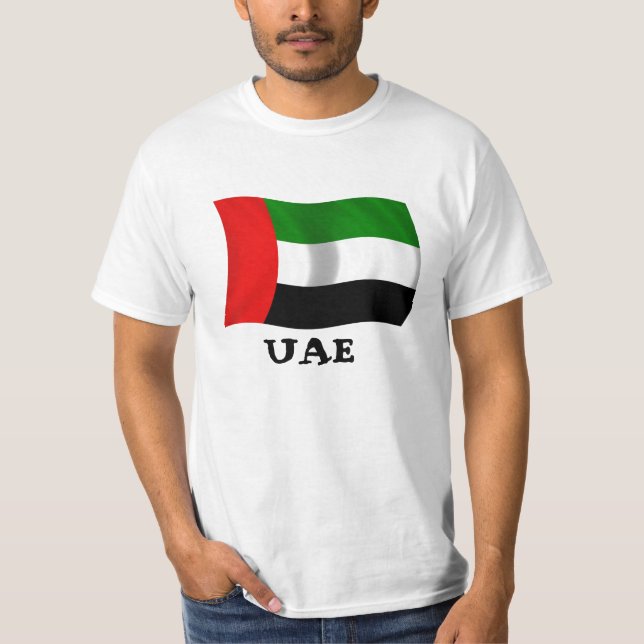 Wellenartig bewegende UAE-Flagge T-Shirt (Vorderseite)