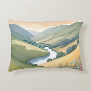 Wellenförmige Hügel Landschaft Wasserfarbe Schön Dekokissen