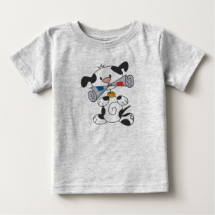 Welpe mit Zeitungsgeschenken und T - Shirt