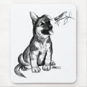 Welpe und Heuschrecke Mousepad