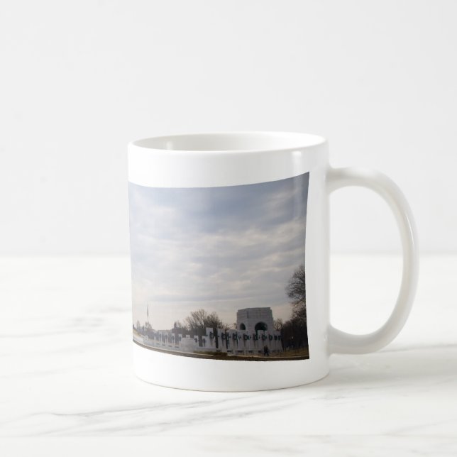 Weltkrieg-Denkmal Tasse (Rechts)