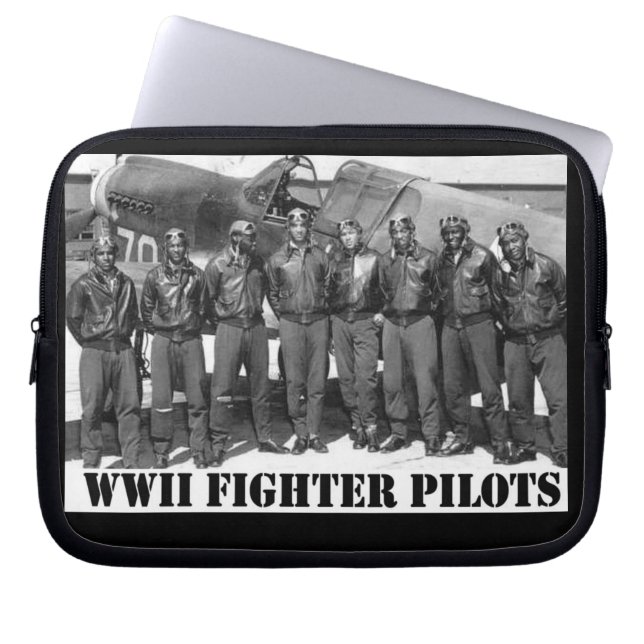 WELTKRIEG II: KAMPFPILOTEN LAPTOPSCHUTZHÜLLE (Vorderseite)