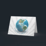 Weltkugel mit Wolkengeburtstag Karte<br><div class="desc">Weltkugel mit Wolkeneffekt auf abstrakten silbernen Sonnendurchbruchhintergrund für Geburtstag</div>