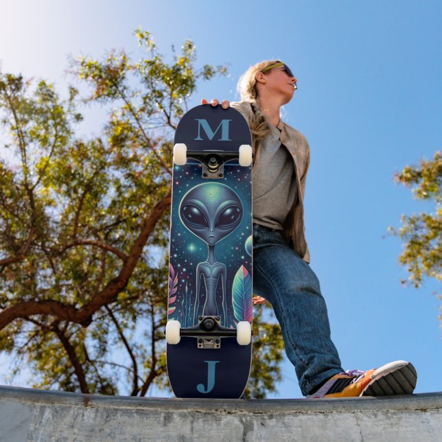 Weltraum-Alien Personalisiertes Skateboard (Außenbereich 1)