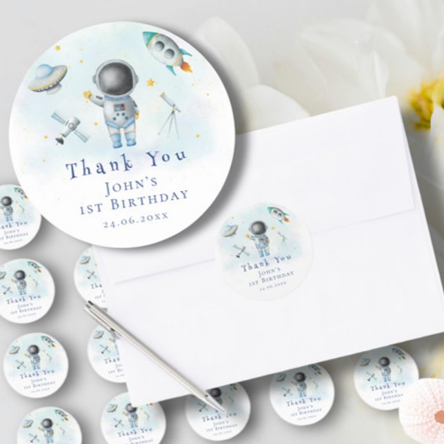 Weltraum Astronauten Boy Raketen ufare Stars Gebur Runder Aufkleber (Von Creator hochgeladen)