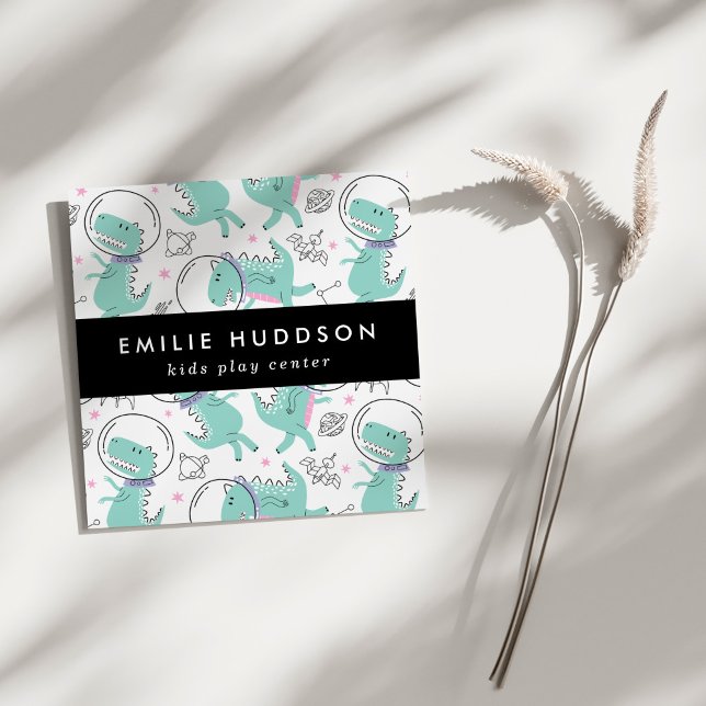 Weltraumdinosaurier, Kinderspielzentrum, Aktivität Quadratische Visitenkarte (Von Creator hochgeladen)