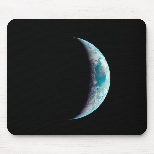 Weltraumgeek auf der Erde Mousepad (Vorne)