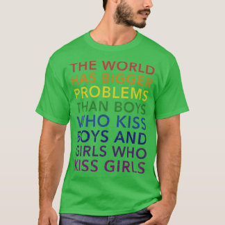 Weltweite größere Probleme Jungen Mädchen küssen R T-Shirt