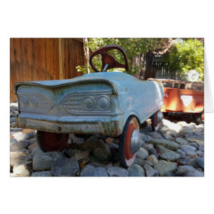 Wenig blauer Pedal-LKW