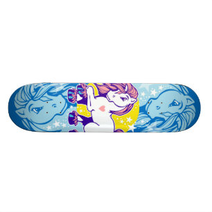 WENIG FANTASIE-PONY SKATEBOARD