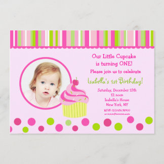 Wenige Kuchen-Foto-Geburtstags-Party Einladungen