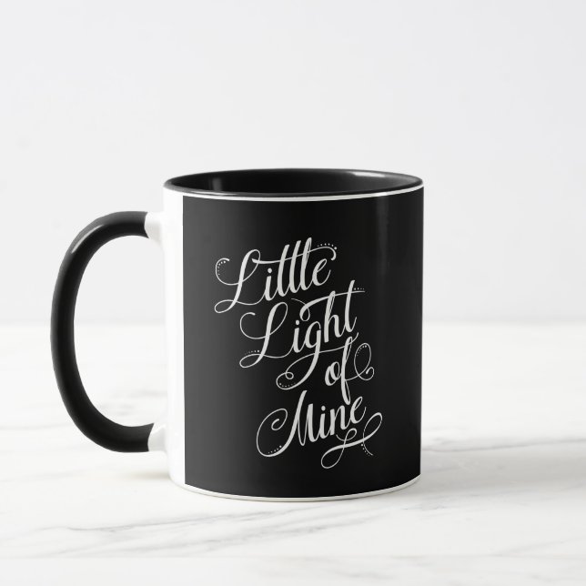 Weniges Licht meiner Typografie Tasse (Links)
