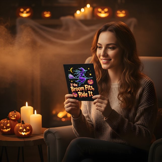 Wenn der Raum passt zu Reiten Es Halloween-Design Postkarte (Von Creator hochgeladen)