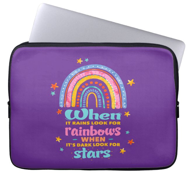 Wenn es regnet, suchen Sie nach Regenbogen Laptopschutzhülle (Vorderseite)