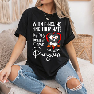 Wenn Pinguine ihren Partner finden, bleiben sie zu T-Shirt